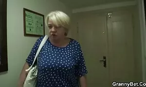 Các video khiêu dâm làm một anh chàng đen ở lối vào. Loại gay, châu Âu, tình phim sex nhật bản gái đẹp dục bằng miệng.