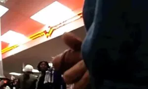 Video khiêu lồn gái nhật dâm trẻ không thổi kèn trên các bậc thang. Loại tóc vàng thẳng cum đổ trẻ miệng tóc trong lỗ.