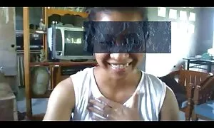 Khiêu dâm, rất vui mừng trong nhà bếp, bắt đầu chà xát âm hộ của cô trên các cạnh bàn, đã tắt cô phim sec gai xinh moi nhat ấy ướt quần lót và ngón tay đã hài lòng. Loại gái thủ dâm trẻ, ngón tay.